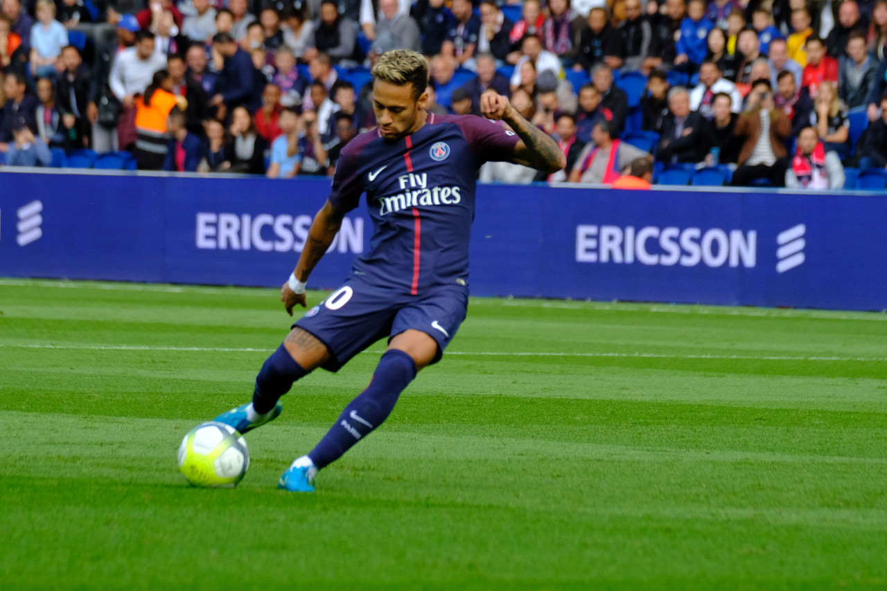 加比亚庆祝米兰团队胜利，呼吁继续前进