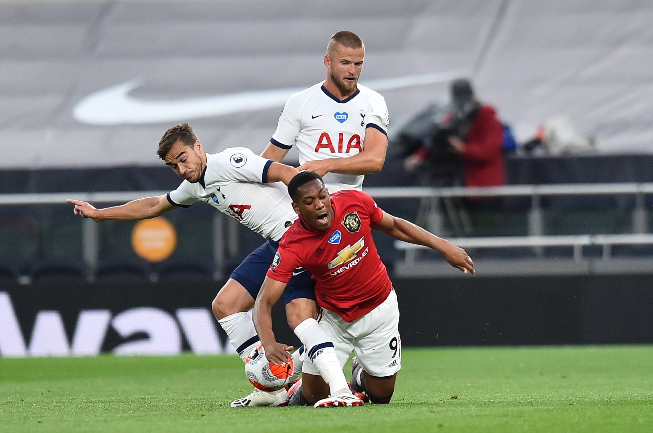 武汉体育中心集团：改扩建主体育场，形成8万坐席专业足球场（武汉体育中心集团将改扩建主体育场，打造8万座专业足球场）