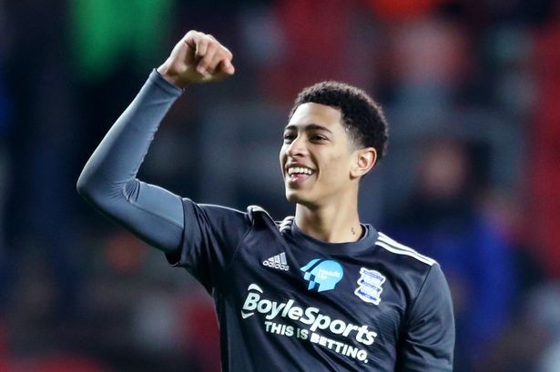 费城人队 2025 年季中签下守门人菲尔班克（Pete Fairbank）强化牛棚