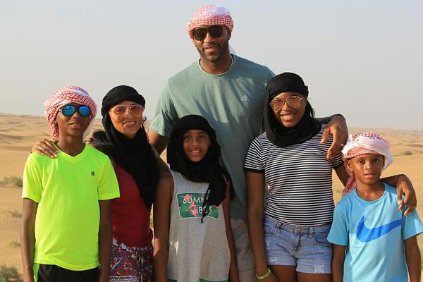 TA：巴萨上下都对梅西夜访诺坎普感到意外，他们无人参与此事