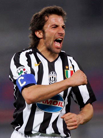 共和报：米兰正考虑冬窗签回41岁的蒂亚戈-席尔瓦