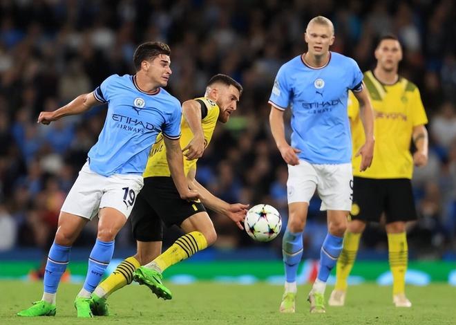 中超赛程更新：关注榜首积分变化,