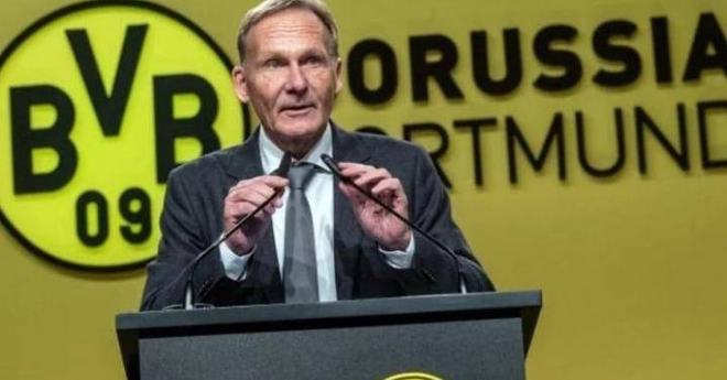 皇马国王杯对手社媒玩梗：在普拉多球场的90分钟非常漫长（皇马国王杯对手社媒整活：普拉多球场这90分钟格外漫长）