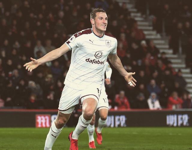 韩淼雨第十二届全国残疾人运动会举重赛场夺双金